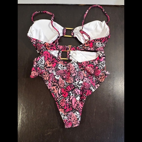 L*Space Trinity One Piece Cutout Swimsuit Butterfly Design Size S - NWT - Picture 6 of 16